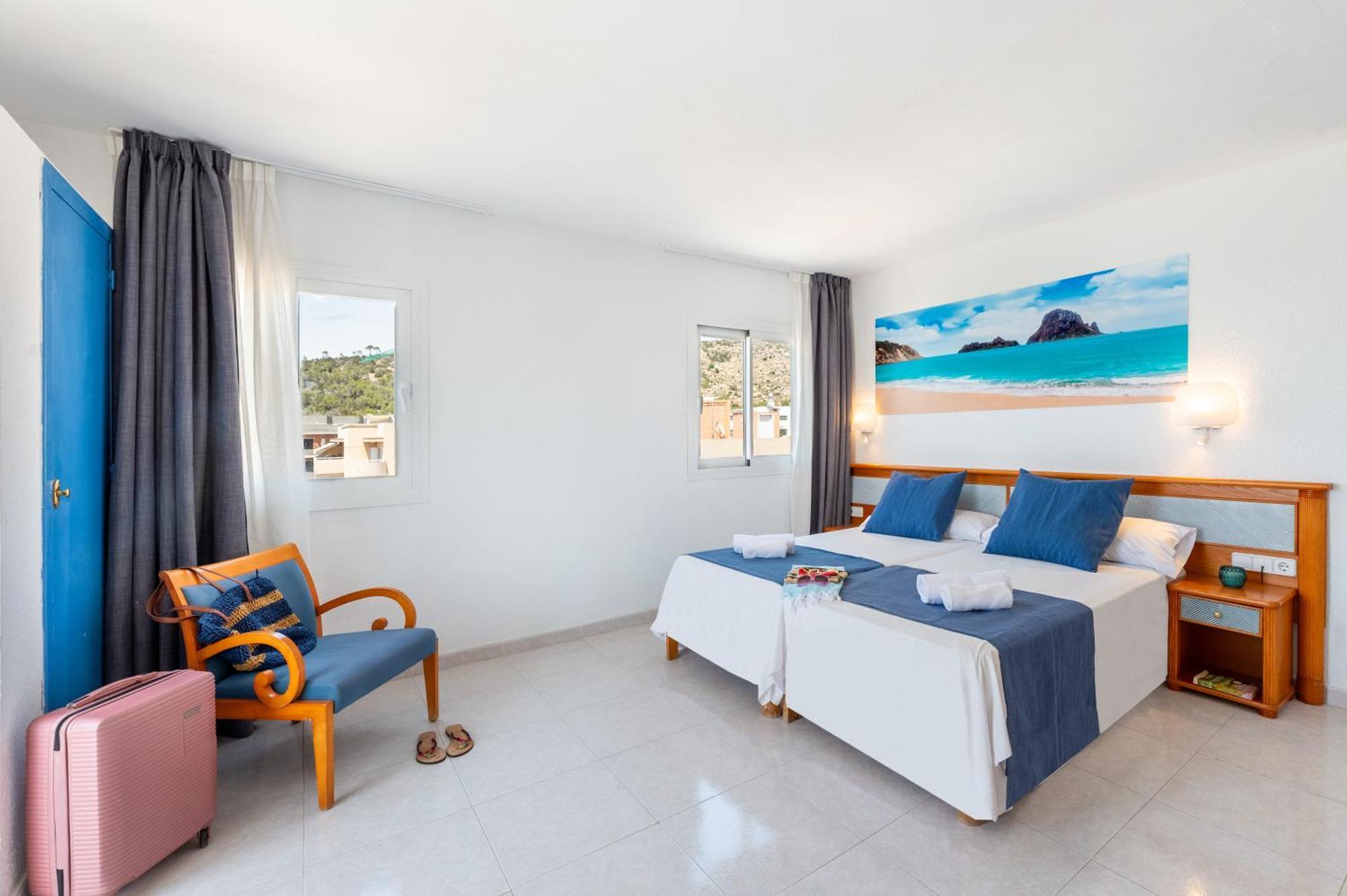 Vibra Calima Apartamentos - Adults Only San Antonio  Exterior photo